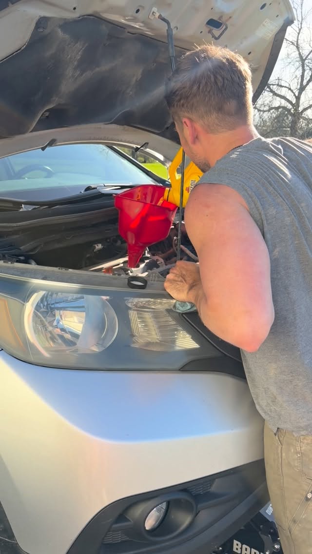 Ooooooh you like that, do you? Thanks again for the continued streams of our latest release, Good As True. We’re hoping Nick spends his royalties on a clean shirt.  #yondermountainstringband #newmusic #originalmusic #bluegrass