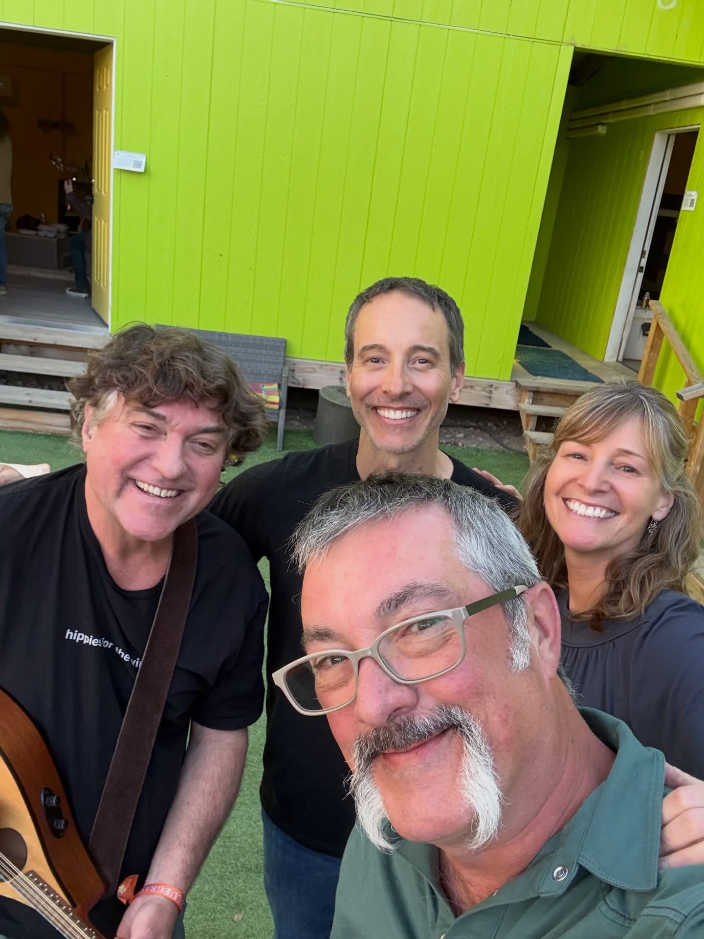 We had a mighty fine @ticotime_bluegrass with friends old and new! Always a pleasure to run into @kellerwilliams , @larrykeel and Jenny Keel! 

#festival #yondermountainstringband #musician #band #bluegrass