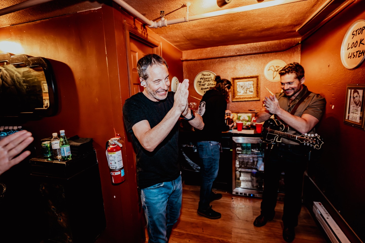 Oh boy, oh BOY, UTAH! We’re coming to you this Saturday, May 30th! We will see you soon @ogdenmusicfestival !

📸: @taragracerfoto 

#yondermountainstringband #tour #festival #livemusic #concerts