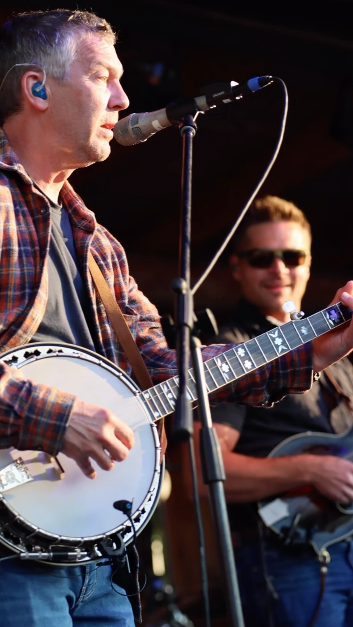 @lincolnhillfarms w/ @sambushband & @thefretliners 

6/11/26

📸: @rhonacadenheadphotos